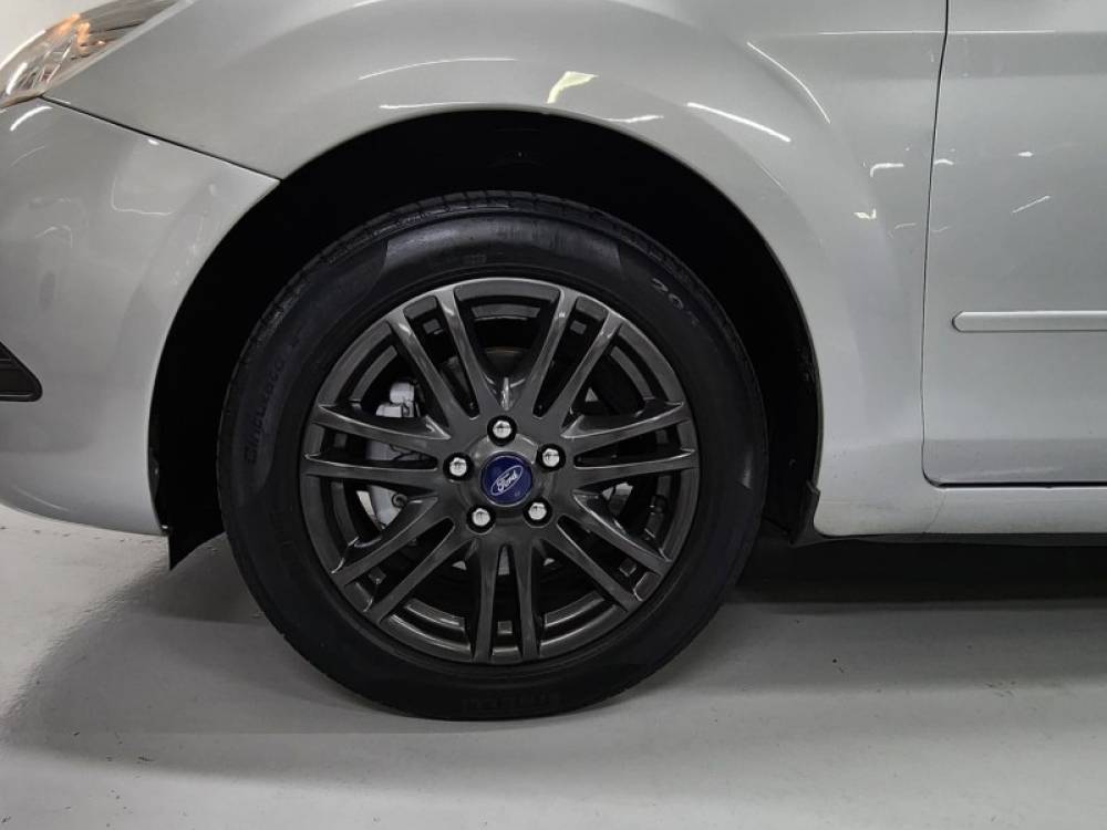 FORD - FOCUS - 2013/2013 - Prata - R$ 45.900,00