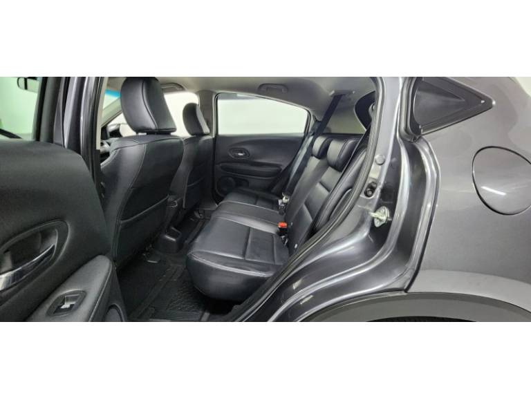HONDA - HR-V - 2017/2017 - Cinza - R$ 95.900,00