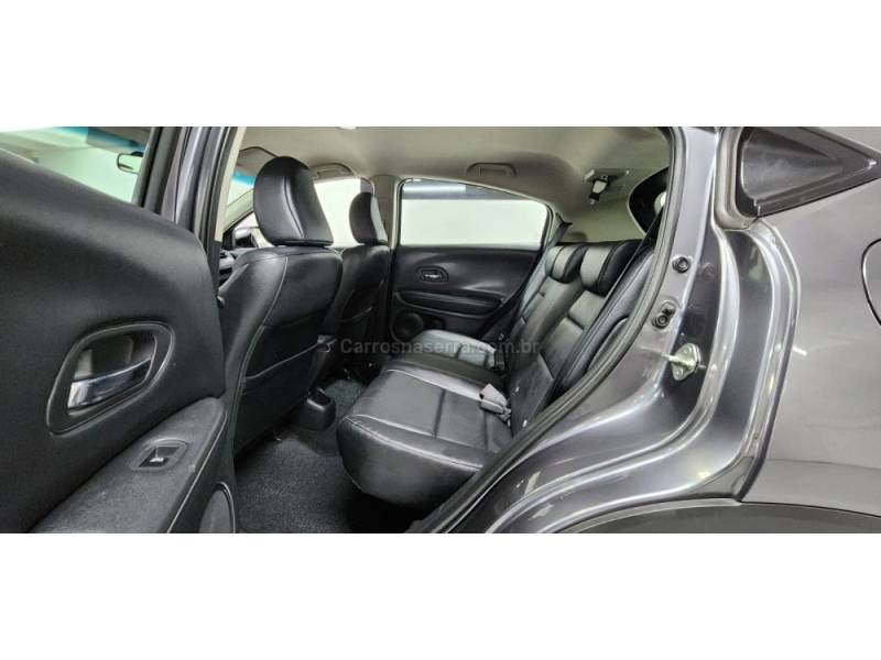 HONDA - HR-V - 2017/2017 - Cinza - R$ 94.900,00