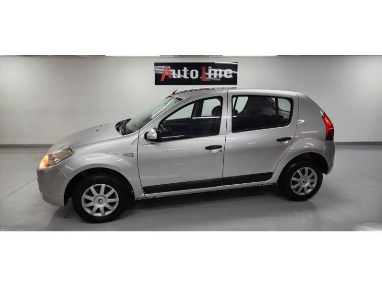 RENAULT - SANDERO - 2011/2011 - Prata - R$ 32.900,00