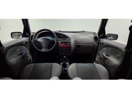 FORD - FIESTA - 2000/2000 - Verde - R$ 18.990,00