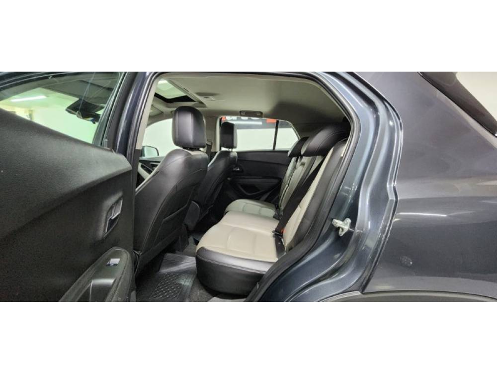 CHEVROLET - TRACKER - 2015/2015 - Cinza - R$ 69.900,00