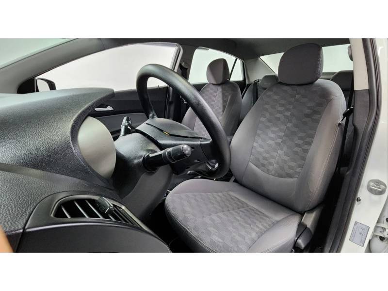 HYUNDAI - HB20 - 2017/2017 - Branca - R$ 65.900,00