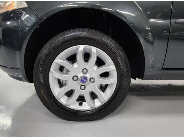 FIAT - PALIO - 2008/2008 - Cinza - R$ 31.900,00