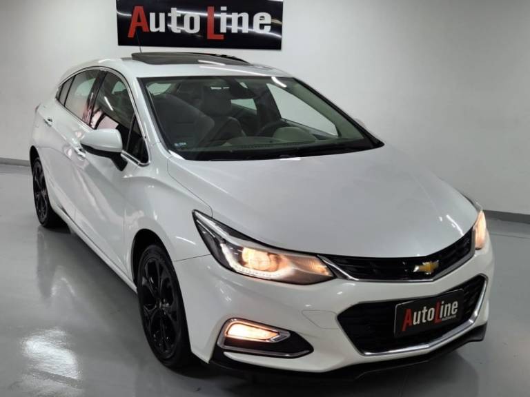 CHEVROLET - CRUZE - 2017/2017 - Branca - R$ 97.999,00