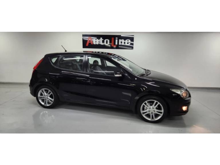 HYUNDAI - I30 - 2012/2012 - Preta - R$ 47.900,00