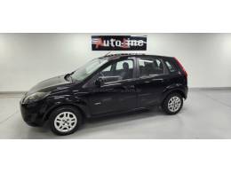 FORD - FIESTA - 2014/2014 - Preta - R$ 35.900,00