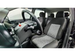 FORD - FIESTA - 2014/2014 - Preta - R$ 35.900,00