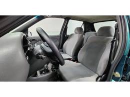 FORD - FIESTA - 2000/2000 - Verde - R$ 18.990,00