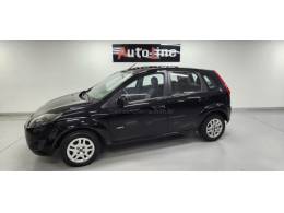 FORD - FIESTA - 2014/2014 - Preta - R$ 35.900,00