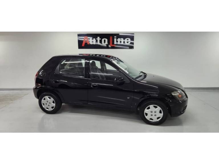 CHEVROLET - CELTA - 2012/2012 - Preta - R$ 30.900,00