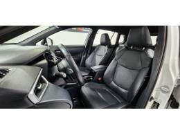 TOYOTA - COROLLA - 2022/2022 - Branca - R$ 142.900,00