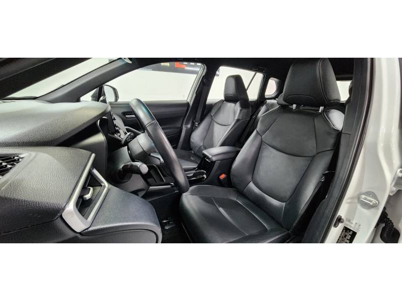 TOYOTA - COROLLA - 2022/2022 - Branca - R$ 142.900,00