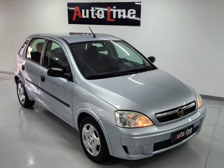 CHEVROLET - CORSA - 2009/2009 - Prata - R$ 28.900,00