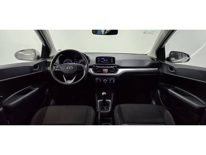 HYUNDAI - HB20 - 2022/2022 - Branca - R$ 64.900,00