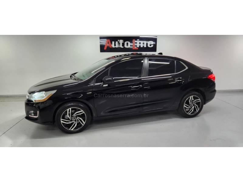 CITROËN - C4 LOUNGE - 2015/2015 - Preta - R$ 56.900,00