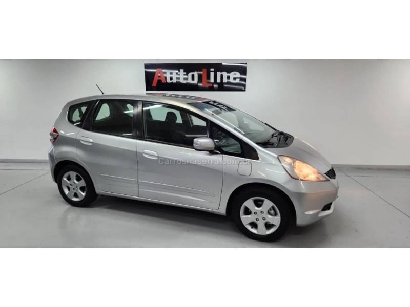 HONDA - FIT - 2011/2011 - Prata - R$ 45.900,00