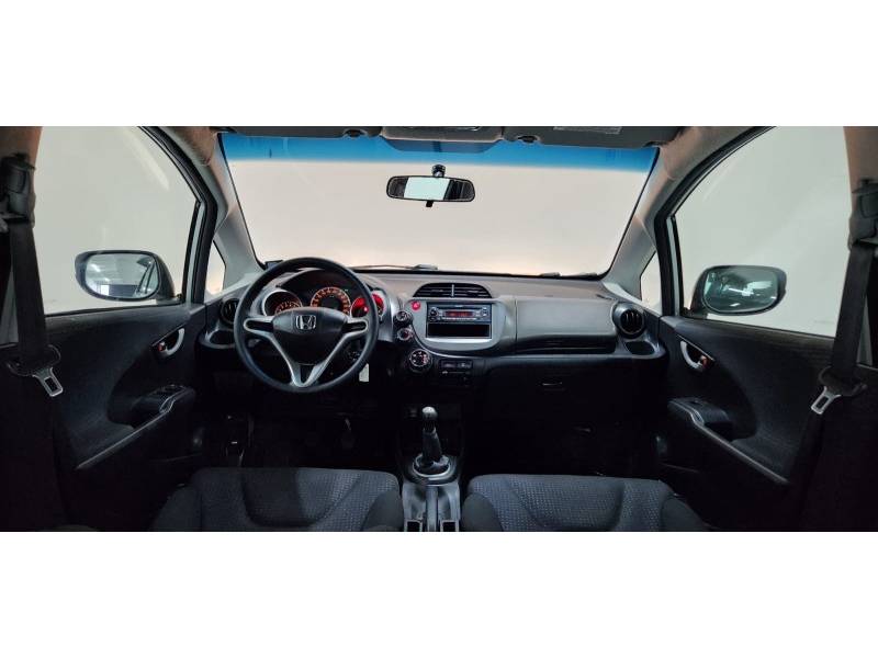 HONDA - FIT - 2011/2011 - Prata - R$ 45.900,00