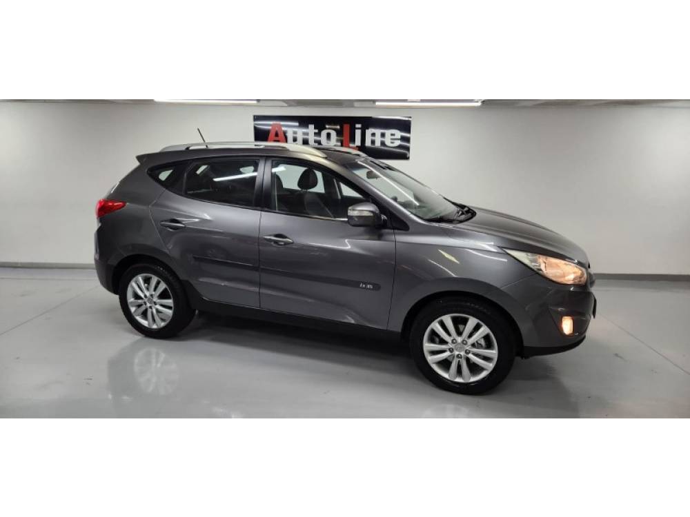 HYUNDAI - IX35 - 2015/2015 - Cinza - R$ 75.999,00