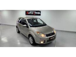 FORD - FIESTA - 2010/2010 - Prata - R$ 31.900,00