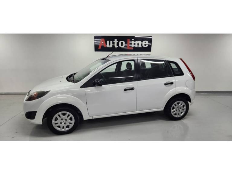 FORD - FIESTA - 2013/2013 - Branca - R$ 32.900,00