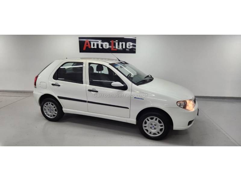 FIAT - PALIO - 2010/2010 - Branca - R$ 29.900,00