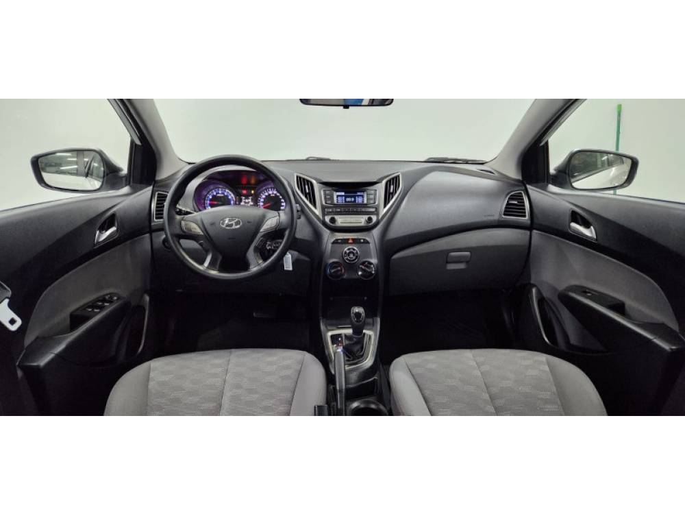 HYUNDAI - HB20 - 2017/2017 - Branca - R$ 65.999,00