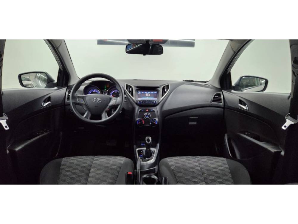 HYUNDAI - HB20 - 2018/2018 - Prata - R$ 68.900,00