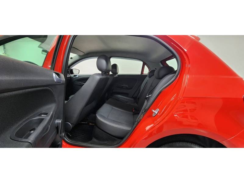 VOLKSWAGEN - GOL - 2017/2017 - Vermelha - R$ 45.500,00