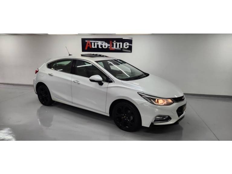 CHEVROLET - CRUZE - 2017/2017 - Branca - R$ 96.990,00