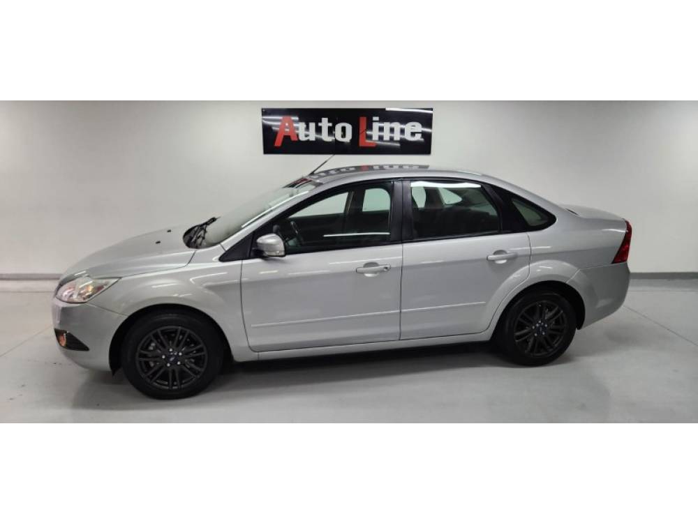 FORD - FOCUS - 2013/2013 - Prata - R$ 45.900,00