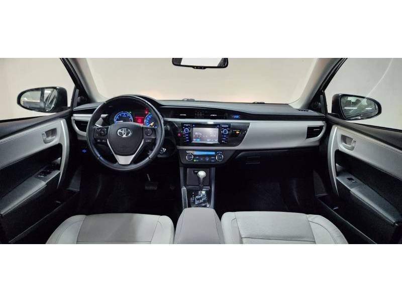 TOYOTA - COROLLA - 2017/2017 - Preta - R$ 92.900,00