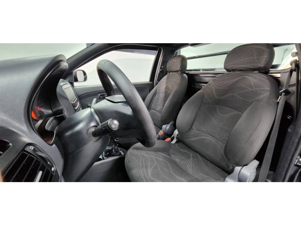 FIAT - STRADA - 2018/2018 - Preta - R$ 57.900,00