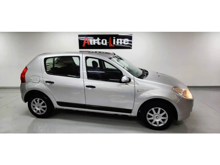 RENAULT - SANDERO - 2011/2011 - Prata - R$ 32.999,00