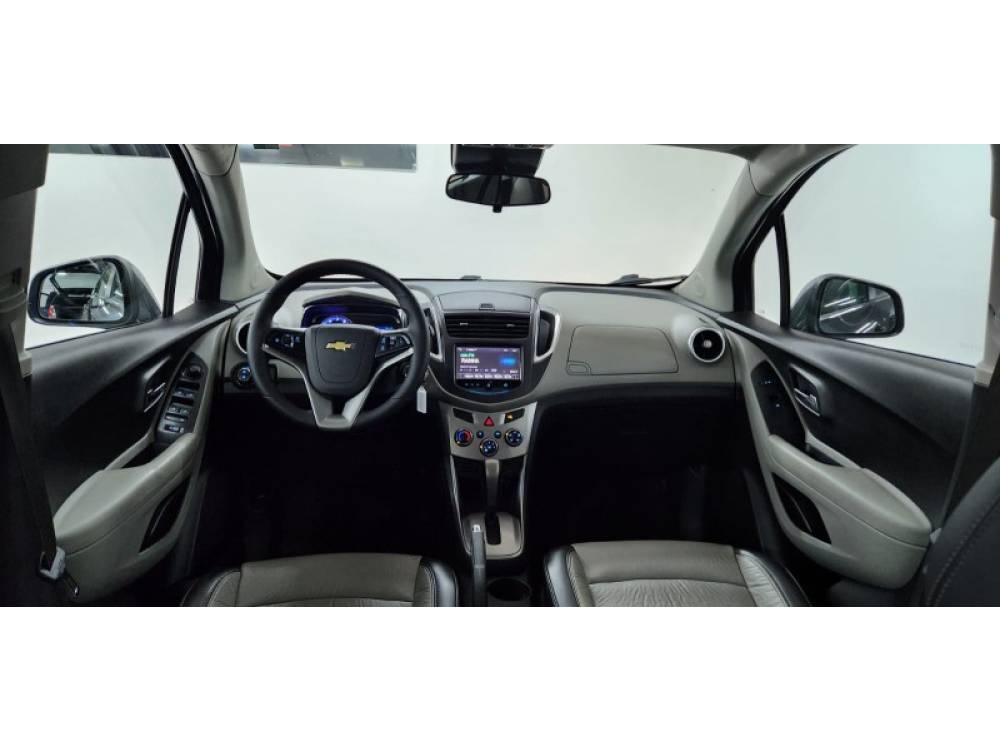 CHEVROLET - TRACKER - 2015/2015 - Cinza - R$ 68.990,00