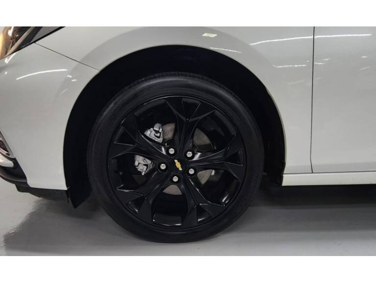 CHEVROLET - CRUZE - 2017/2017 - Branca - R$ 96.990,00