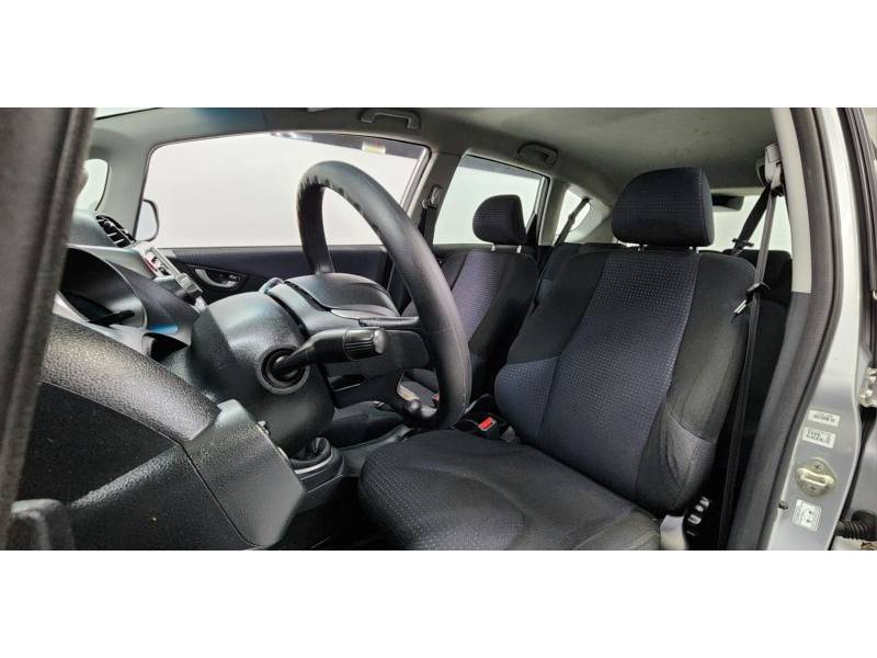 HONDA - FIT - 2011/2011 - Prata - R$ 47.900,00