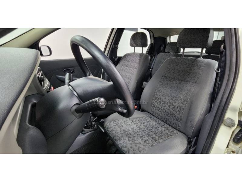 FIAT - PALIO - 2010/2010 - Branca - R$ 29.900,00