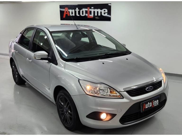 FORD - FOCUS - 2013/2013 - Prata - R$ 45.900,00