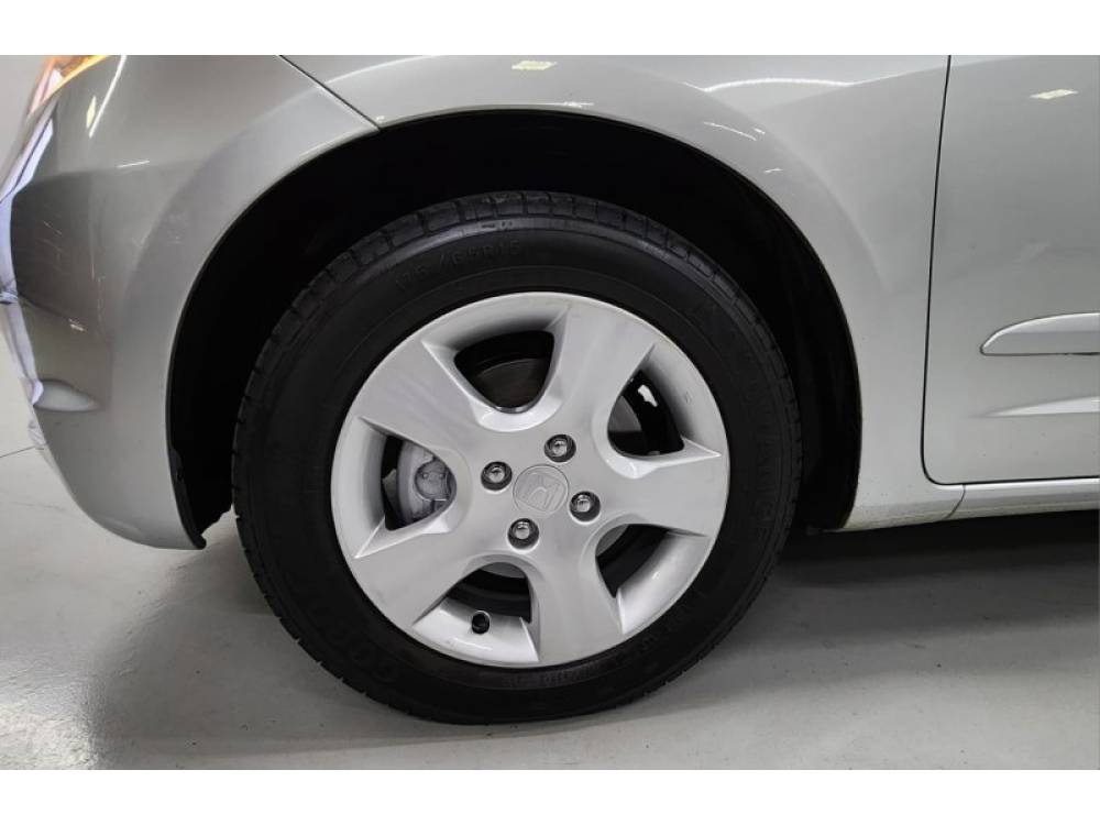 HONDA - FIT - 2011/2011 - Prata - R$ 45.990,00