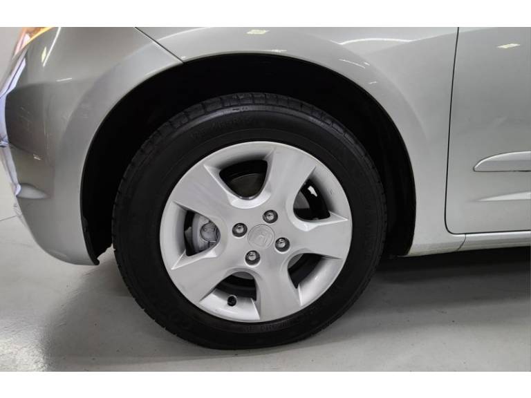 HONDA - FIT - 2011/2011 - Prata - R$ 45.990,00