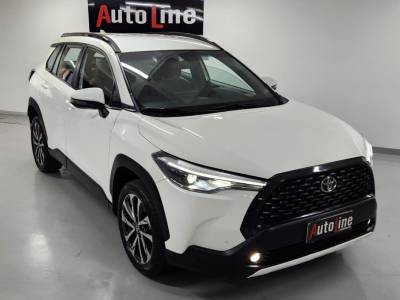 TOYOTA - COROLLA - 2022/2022 - Branca - R$ 142.900,00