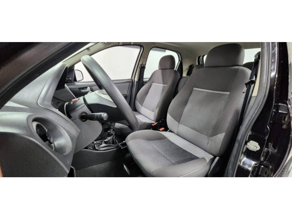 CHEVROLET - CELTA - 2012/2012 - Preta - R$ 30.900,00