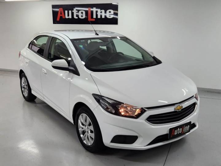 CHEVROLET - ONIX - 2017/2017 - Branca - R$ 59.900,00
