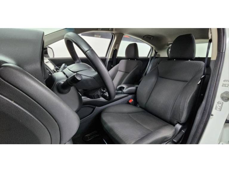 HONDA - HR-V - 2016/2016 - Branca - R$ 88.999,00