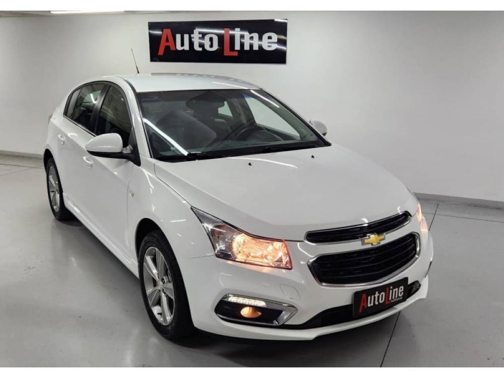 CHEVROLET - CRUZE - 2016/2016 - Branca - R$ 73.999,00
