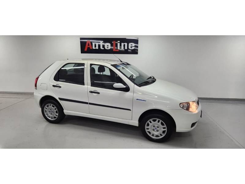 FIAT - PALIO - 2010/2010 - Branca - R$ 29.900,00