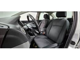 FORD - FOCUS - 2013/2013 - Prata - R$ 45.900,00