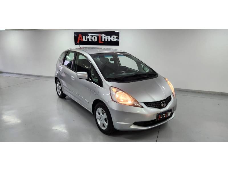 HONDA - FIT - 2011/2011 - Prata - R$ 45.900,00