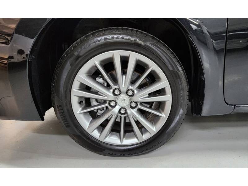 TOYOTA - COROLLA - 2017/2017 - Preta - R$ 92.900,00